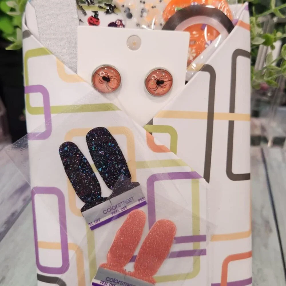Blind Date with a Mani Bundle